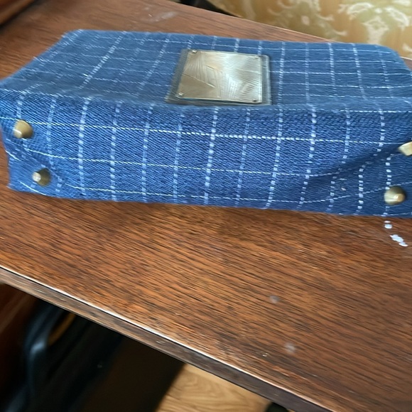 Add Libb clutch bag - Picture 3 of 5